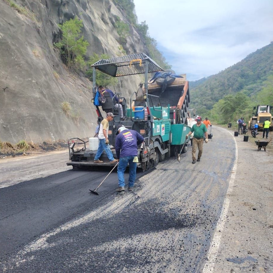 Diario Frontera, Frontera Digital,  El Vigía Panamericana, ,Gobernación de Mérida continúa el plan de asfaltado de la Local 008
