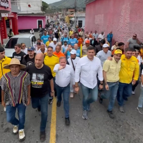 Diario Frontera, Frontera Digital,  Politica, ,Juan Pablo Guanipa encabezó marcha en Ejido junto a Dávila y Superlano