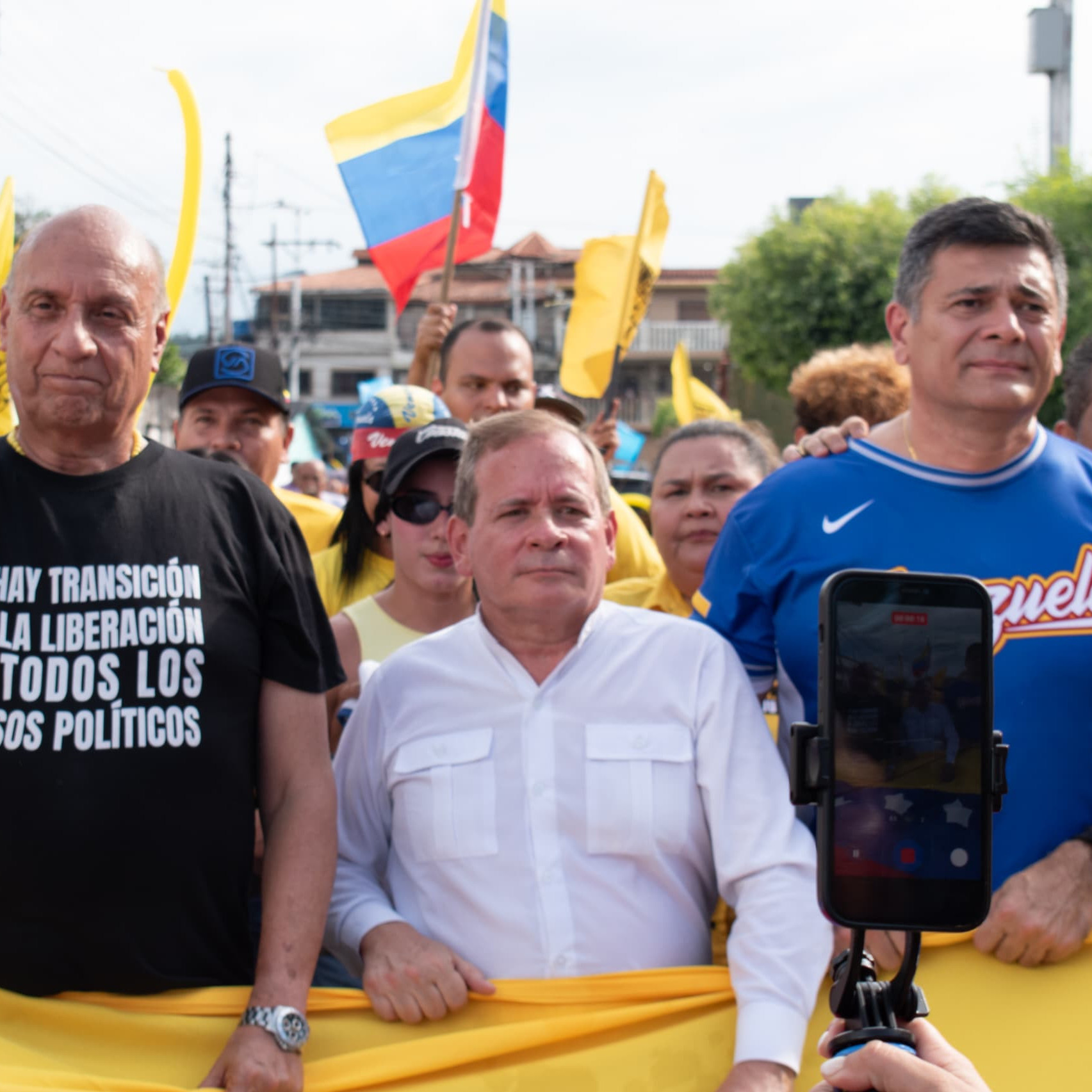 Diario Frontera, Frontera Digital,  Politica, ,Williams Dávila Barrios, Superlano y Juan Pablo Guanipa 
exigieron junto a los vigíenses elecciones presidenciales