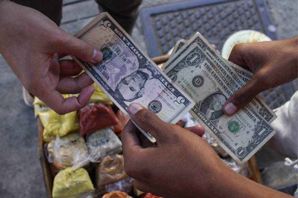 Diario Frontera, Frontera Digital,  Nacionales, ,Dólar oficial cierra con un alza leve y se ubica en 382,63 bolívares