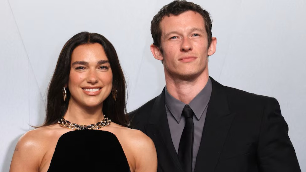 https://www.test.fronteradigital.com.ve/Dua Lipa y Callum Turner se casaron en Londres en una ceremonia íntima