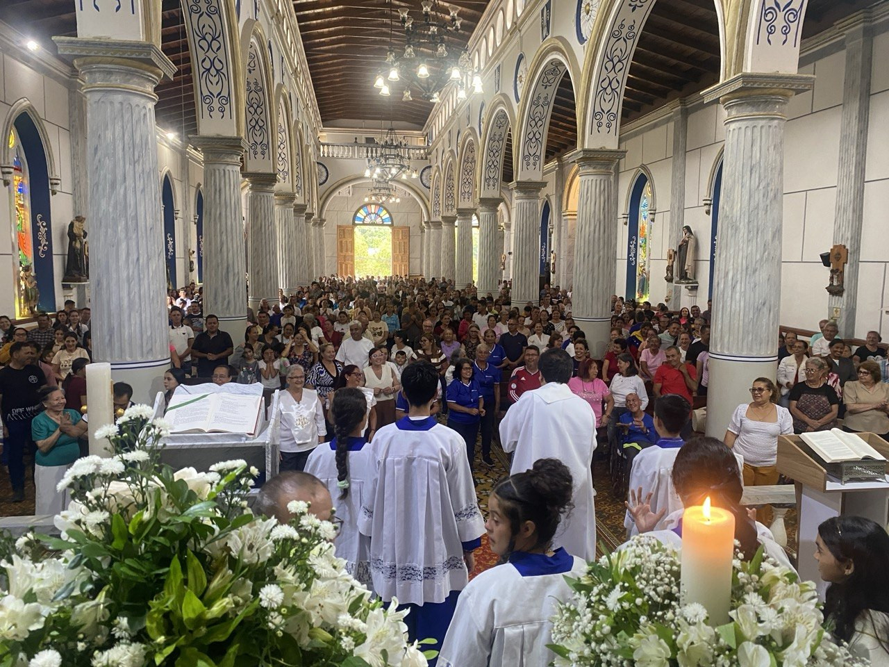 Diario Frontera, Frontera Digital,  Regionales, ,Durante su intervención, el padre Carlos Zambrano destacó que el mensaje central de la jornada fue el reconocimiento de la presencia viva de Dios, que no es momentánea, sino permanente,Con profunda fe y esperanza, la comunidad de Zea 
celebró Misa de Sanación en la Parroquia Nuestra Señora de las Mercedes