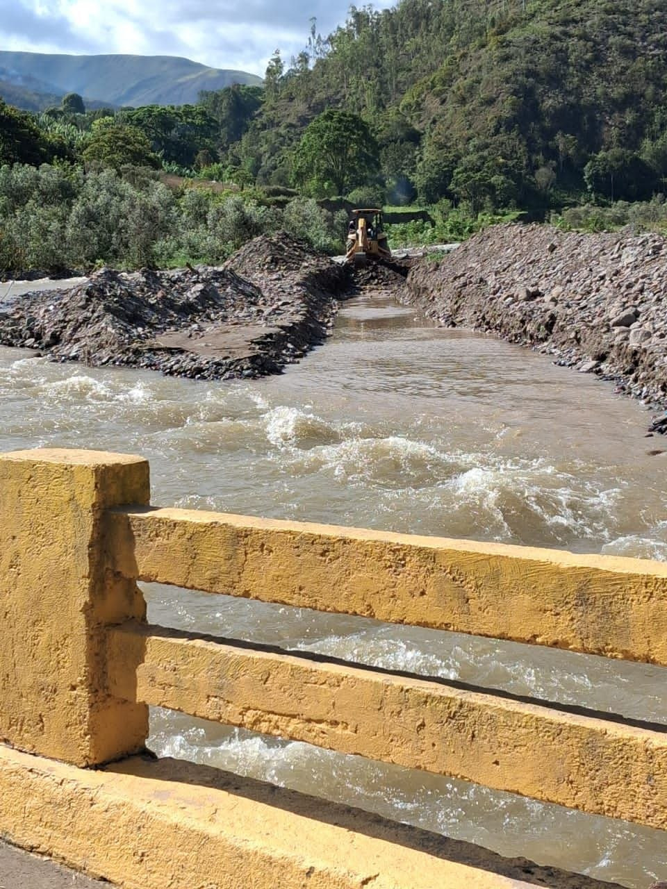 Diario Frontera, Frontera Digital,  Regionales, ,Alcaldía de Arzobispo Chacón canaliza el río Mesa de Quintero en Capurí