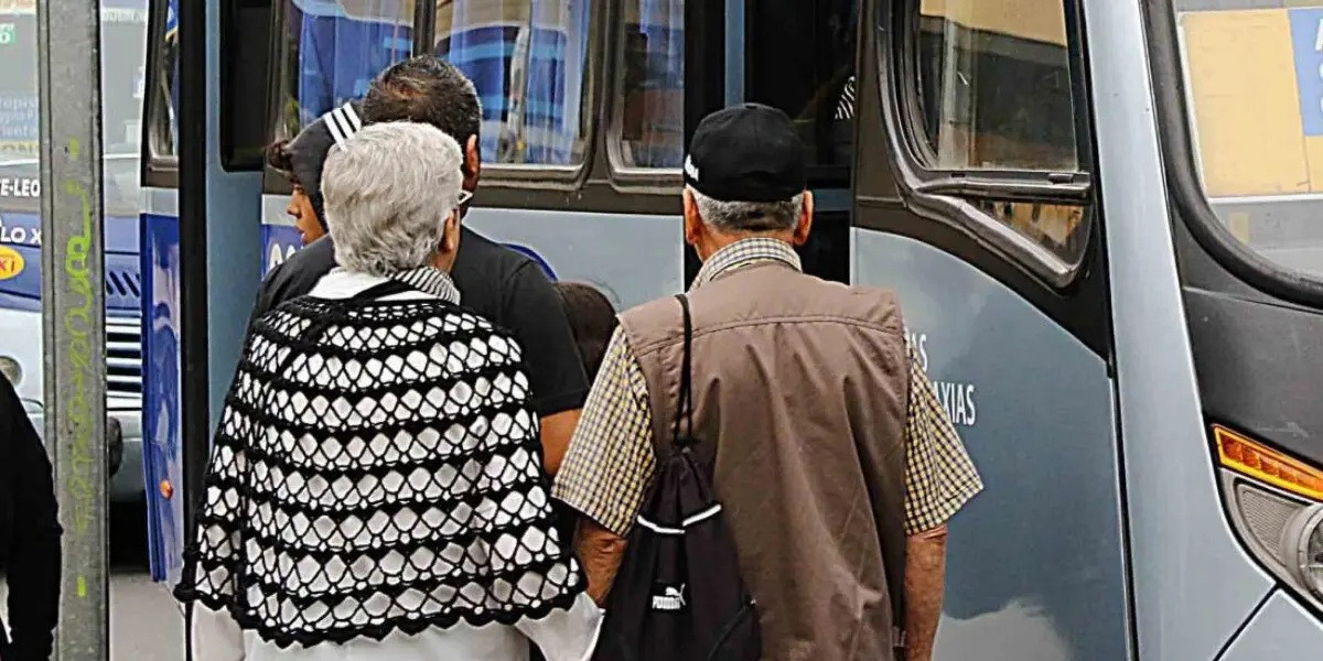 Diario Frontera, Frontera Digital,  Nacionales, ,Encuesta revela que 75% de adultos mayores sufre maltrato en transporte público