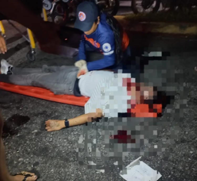Diario Frontera, Frontera Digital,  Sucesos, ,Se pudo conocer que al parecer una camioneta marca Chevrolet, modelo Blazer, impacto a la pareja que viajaba en la moto y se dió a la fuga.,Accidente en moto dejó un muerto 
y otra persona gravemente herida en El Vigía