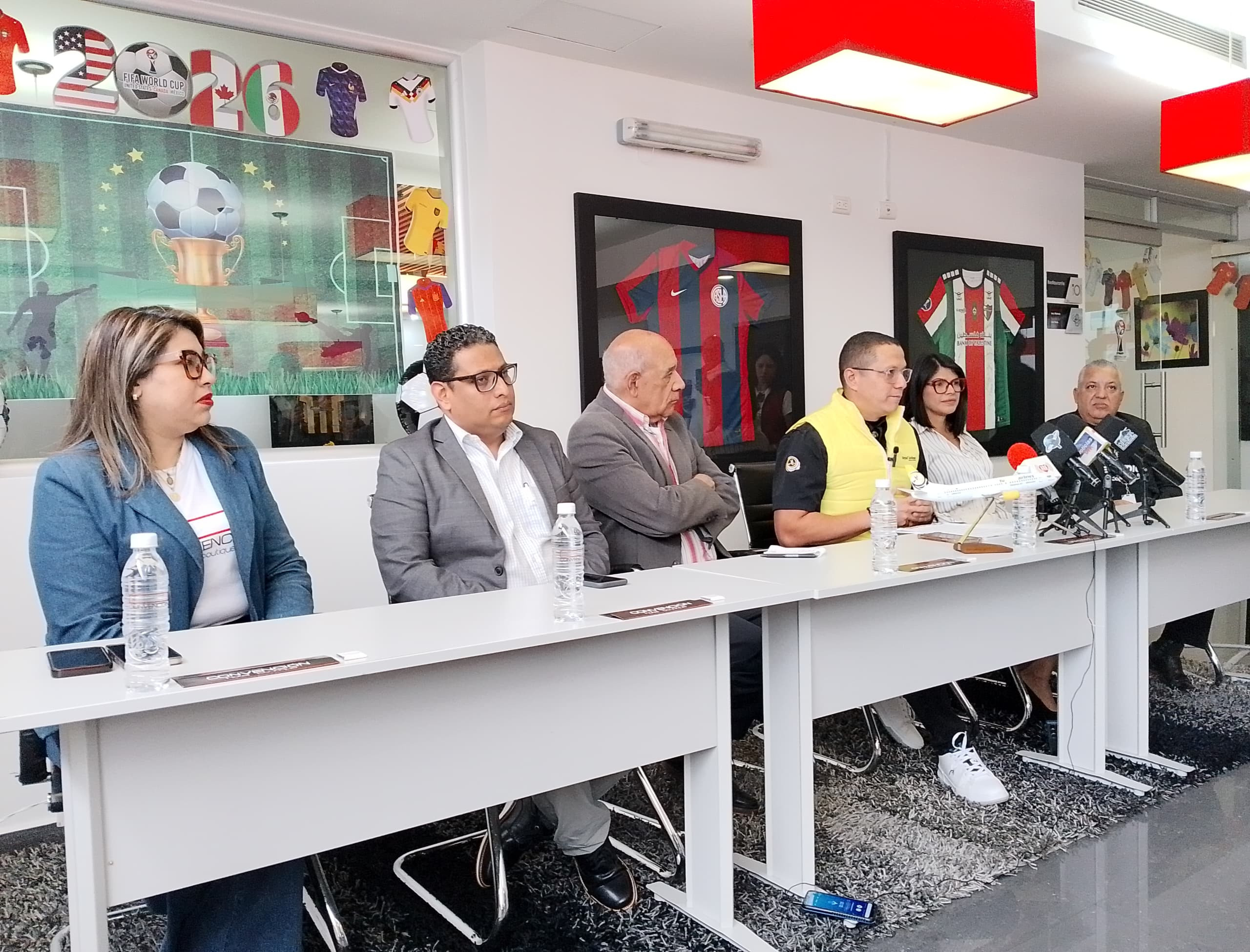 Diario Frontera, Frontera Digital,  Regionales, ,Alejandro Dugarte, gerente de comercialización de la aerolínea, explicó que el objetivo es fortalecer la conectividad entre la región central y la región andina, ofreciendo rutas estratégicas para pasajeros y carga,Turpial Airlines inicia vuelos hacia El Vigía desde Valencia y Porlamar