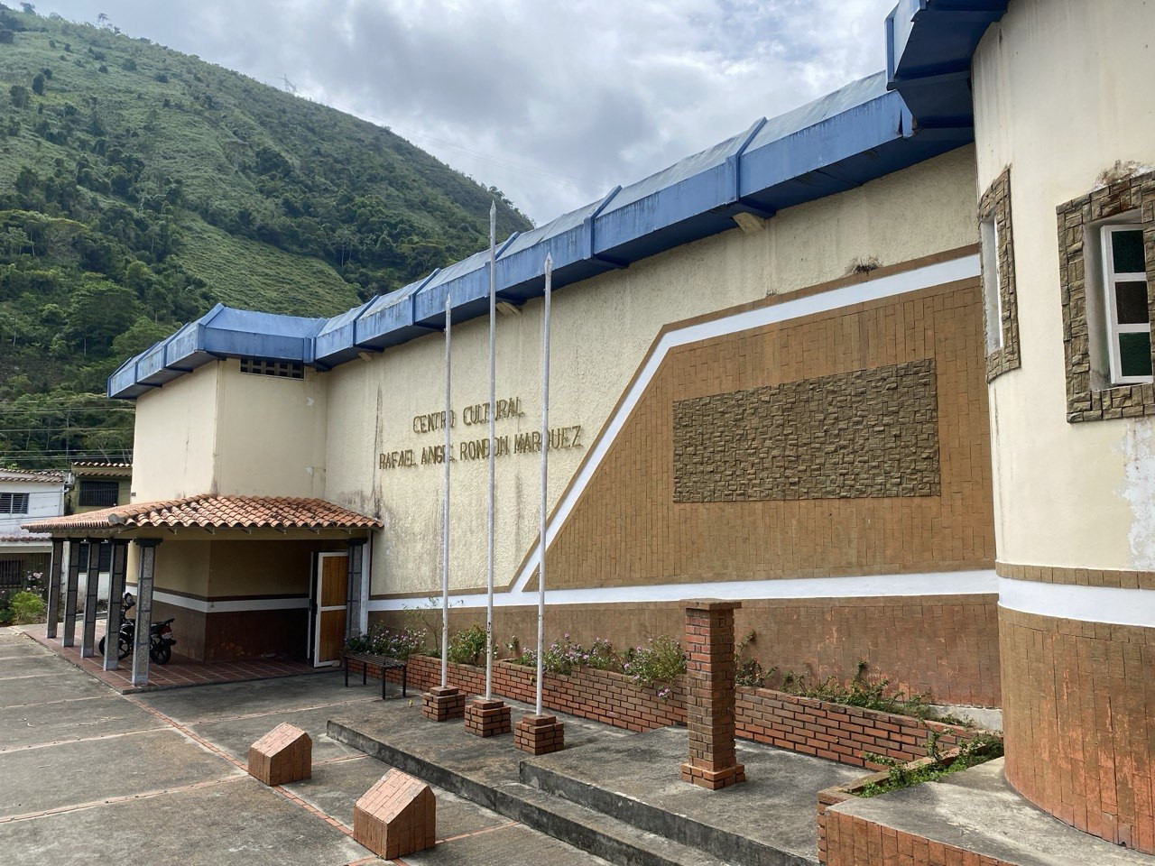 Diario Frontera, Frontera Digital,  Mocoties, ,Centro Cultural "Rafael Ángel Rondón Márquez" en Zea avanza en su rehabilitación tras la Consulta Popular