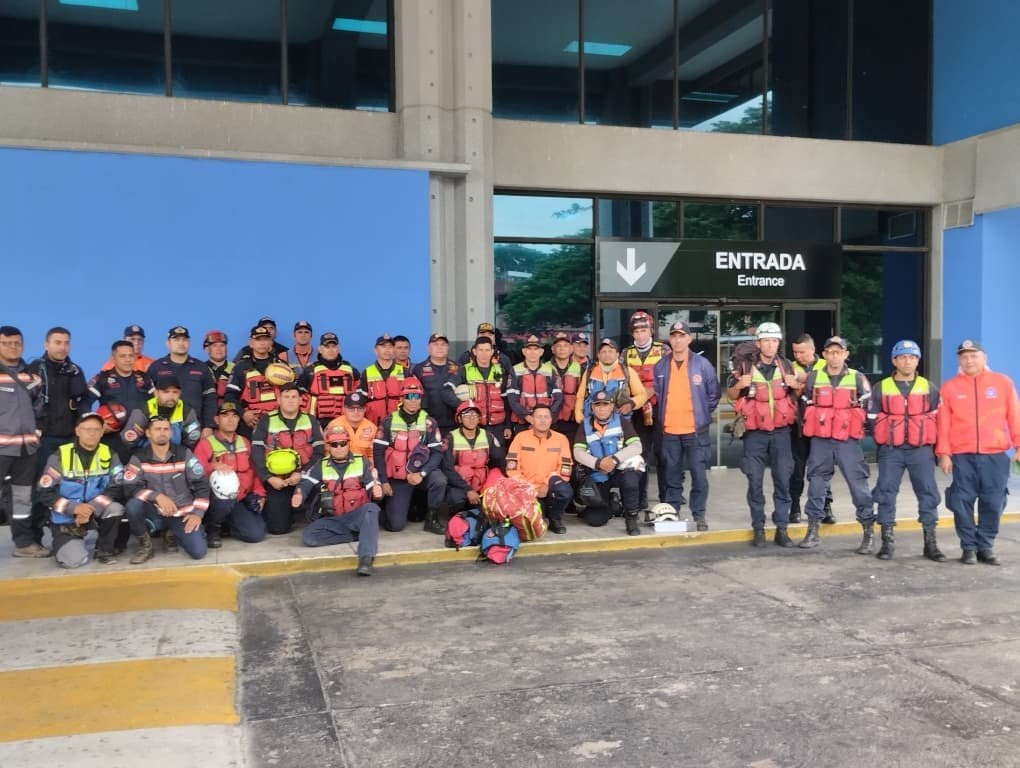 Diario Frontera, Frontera Digital,  Regionales, ,El Gobierno regional reitera su compromiso con la seguridad y el bienestar de todos los venezolanos,Mérida envía 70 funcionarios a Caracas y La Guaira tras terremotos