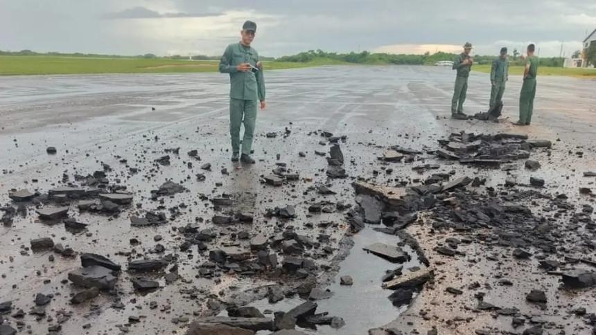Diario Frontera, Frontera Digital,  Nacionales, ,Fotografías y videos difundidos por personal aeroportuario y funcionarios militares muestran el resultado del impacto,Rayo cayó en aeropuerto Manuel Piar de Puerto Ordaz, así quedó una «calle de rodaje»