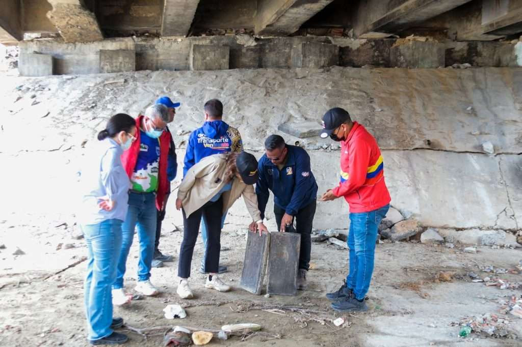 Diario Frontera, Frontera Digital,  Nacionales, ,Verifican infraestructuras y puentes en La Guaira