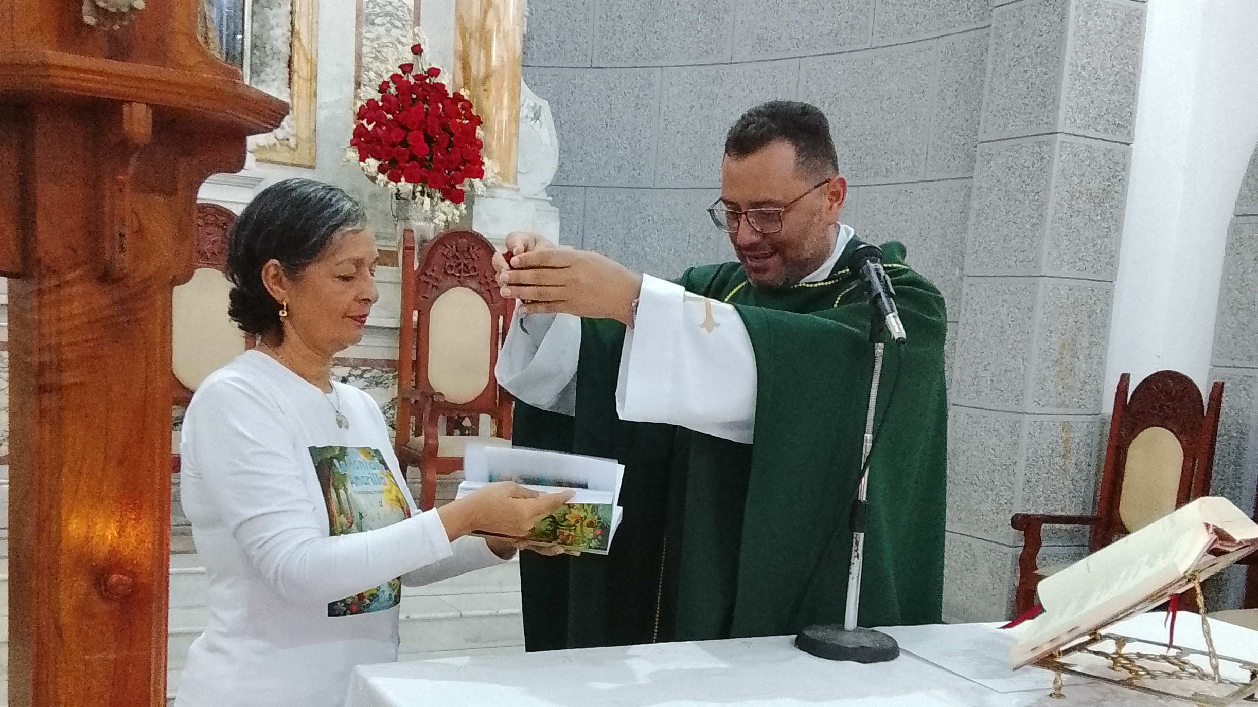 https://www.test.fronteradigital.com.ve/Bautizan el libro "La montaña amarilla" en el Santuario Nuestra Señora de Regla
