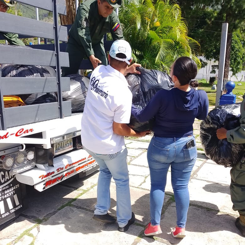 Diario Frontera, Frontera Digital,  Mocoties, ,Unión Expresos Tovar traslada primer cargamento 
de ayuda humanitaria a los afectados por terremoto