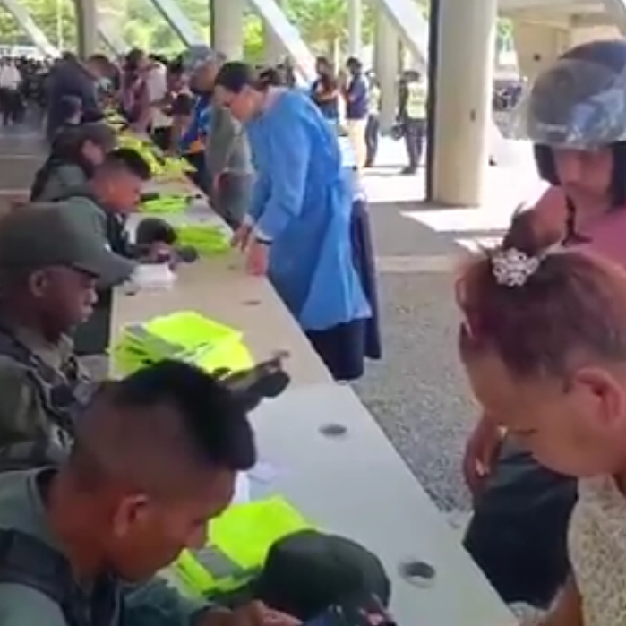 Diario Frontera, Frontera Digital,  Nacionales, ,Reportan el registro de 7.876 voluntarios para apoyar a la población de La Guaira