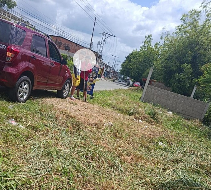 Diario Frontera, Frontera Digital,  Sucesos, ,Alcaldía de Alberto Adriani en el estado Mérida, ha emitido orden de paralización y los invasores hacen caso omiso a la autoridad insistiendo en que los espacios serían de la municipalidad aun cuando los propietarios cuentan con todos los documentos de propiedad,Invasores bloquean acceso en Terrazas de la Pedregosa de El Vigía