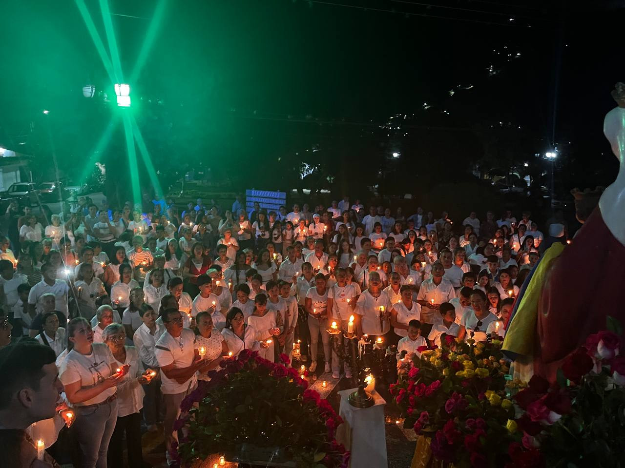 Diario Frontera, Frontera Digital,  Mocoties, ,Zea se solidariza con Venezuela: Masiva participación en Rosario Iluminado por las víctimas de los recientes sismos