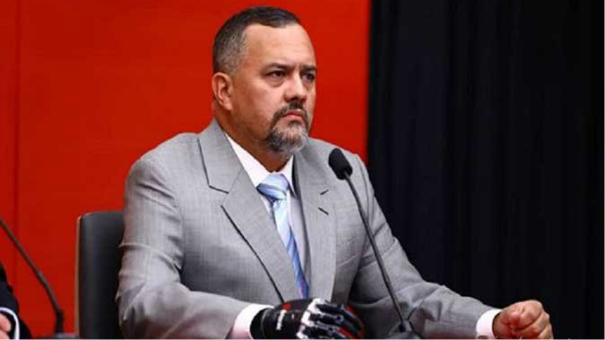 Diario Frontera, Frontera Digital,  Nacionales, ,Cabello, quien cuenta con una larga trayectoria en la administración pública —incluyendo su reciente gestión en la superintendencia del sector tributario nacional—, asume la conducción de Pequiven en un momento donde el gobierno encargado enfoca sus metas sectoriales en la consolidación del Motor Hidrocarburos,Designan a José David Cabello como nuevo presidente de Pequiven