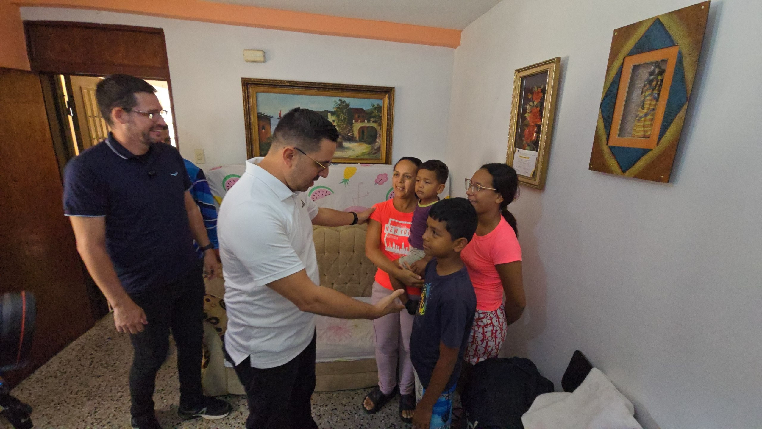 Diario Frontera, Frontera Digital,  Regionales, ,Para Ana Pérez y Yaira Rojas, el estruendo de los sismos del 24 de junio en el litoral y la capital, se ha transformado, en pocos días, en el silencio sanador de las montañas andinas,El rostro humano de quienes renacen en Mérida después de los sismos