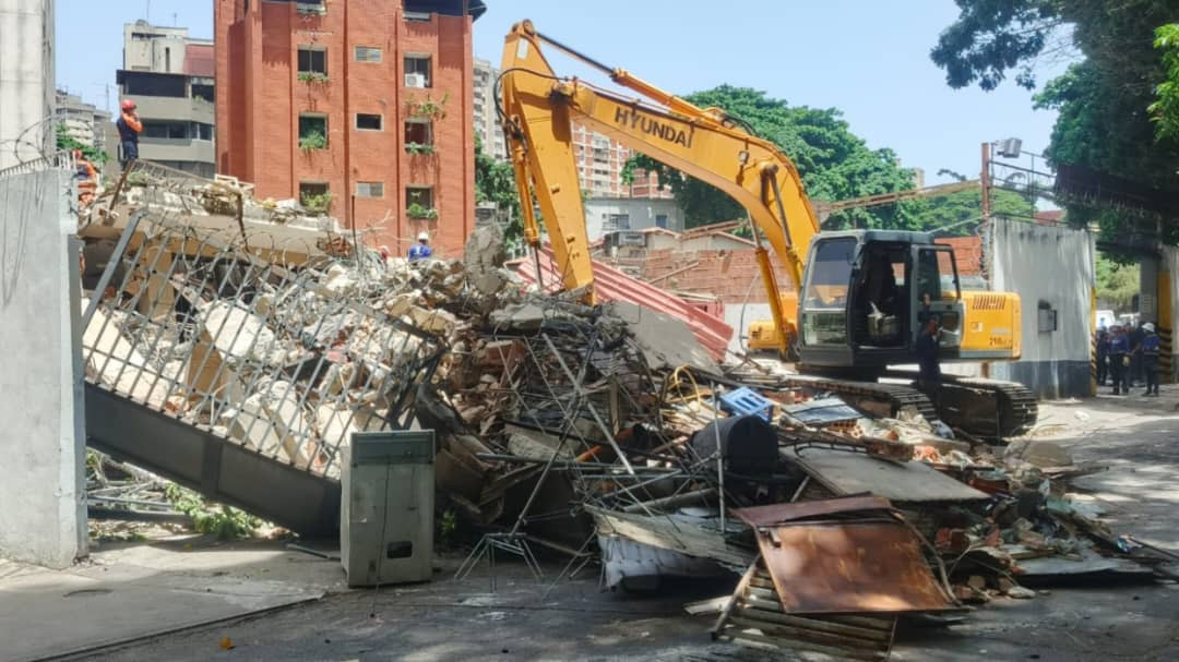 Diario Frontera, Frontera Digital,  Nacionales, ,Escombros en La Guaira serán trasladados a 11 vertederos: Vicepresidente sectorial Juan Ramírez