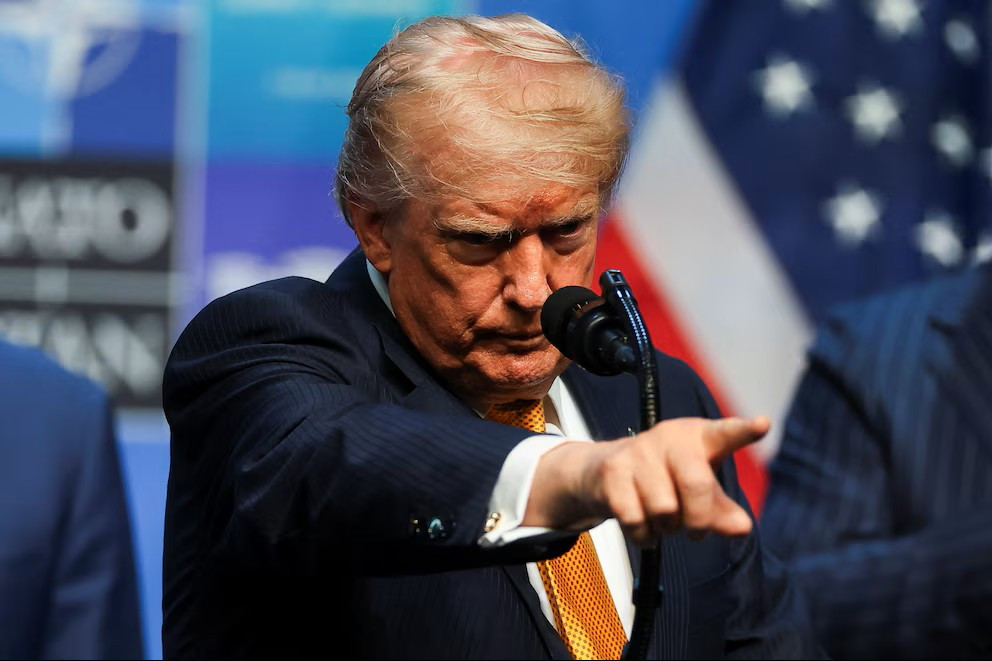 Diario Frontera, Frontera Digital,  Internacionales, ,El presidente de Estados Unidos, Donald Trump, gesticula mientras habla con los medios de comunicación el día de una cumbre de líderes de la OTAN en Ankara, Turquía, el 8 de julio de 2026 (REUTERS/Umit Bektas),Donald Trump afirmó que hay “mil misiles listos” 
para destruir “por completo” Irán si el régimen lo asesina