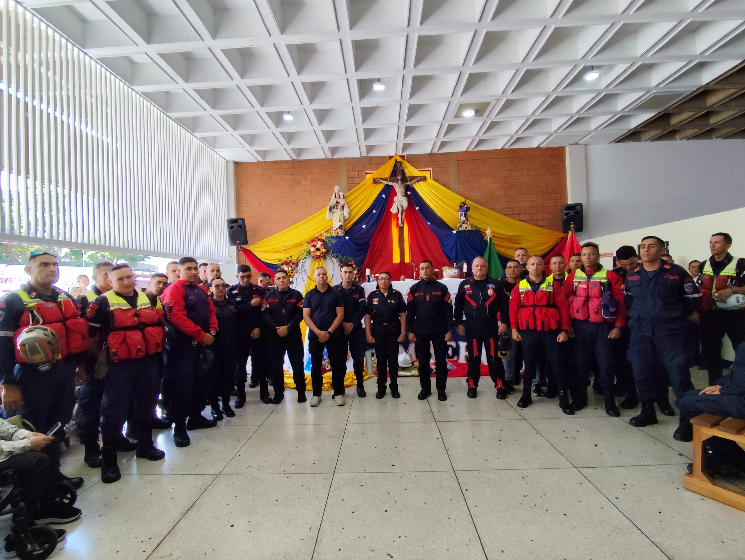 Diario Frontera, Frontera Digital,  Regionales, ,Durante la misa de acción de gracias, el personal asistente elevó oraciones por la seguridad de quienes enfrentan el peligro cotidianamente,Bomberos de Mérida rindieron homenaje a la Virgen del Carmen