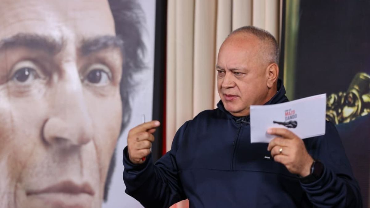 Diario Frontera, Frontera Digital,  Nacionales, ,"El periodismo debe estar acompañado de una ética, de argumentos. Estos miserables no, vinieron solo a hacer daño y se crearon historias y cuentos", fustigó.,Diosdado Cabello denunció guerra mediática tras los terremotos: 
Lo peor del palangrismo mundial se vino a Venezuela
