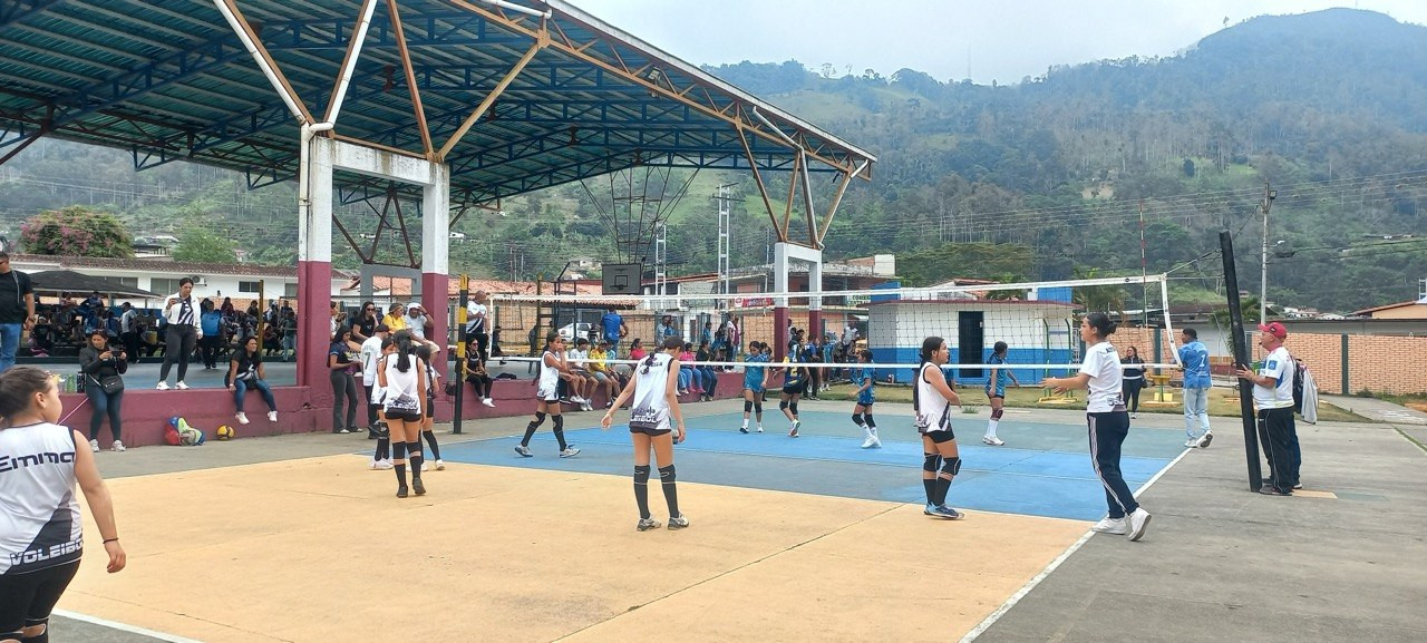 Diario Frontera, Frontera Digital,  Mocoties, ,Zea celebró 25 años del Instituto Municipal de Deporte con triangular de voleibol