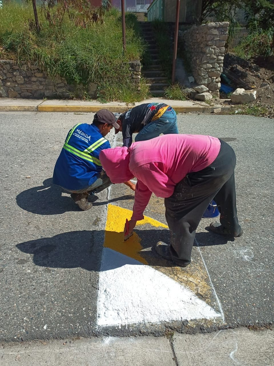 Diario Frontera, Frontera Digital,  Regionales, ,"Estas labores de ordenamiento vial buscan optimizar el flujo vehicular en un sector de alta concurrencia residencial y comercial".,Alcaldía de Mérida continúa plan de demarcación vial en el municipio