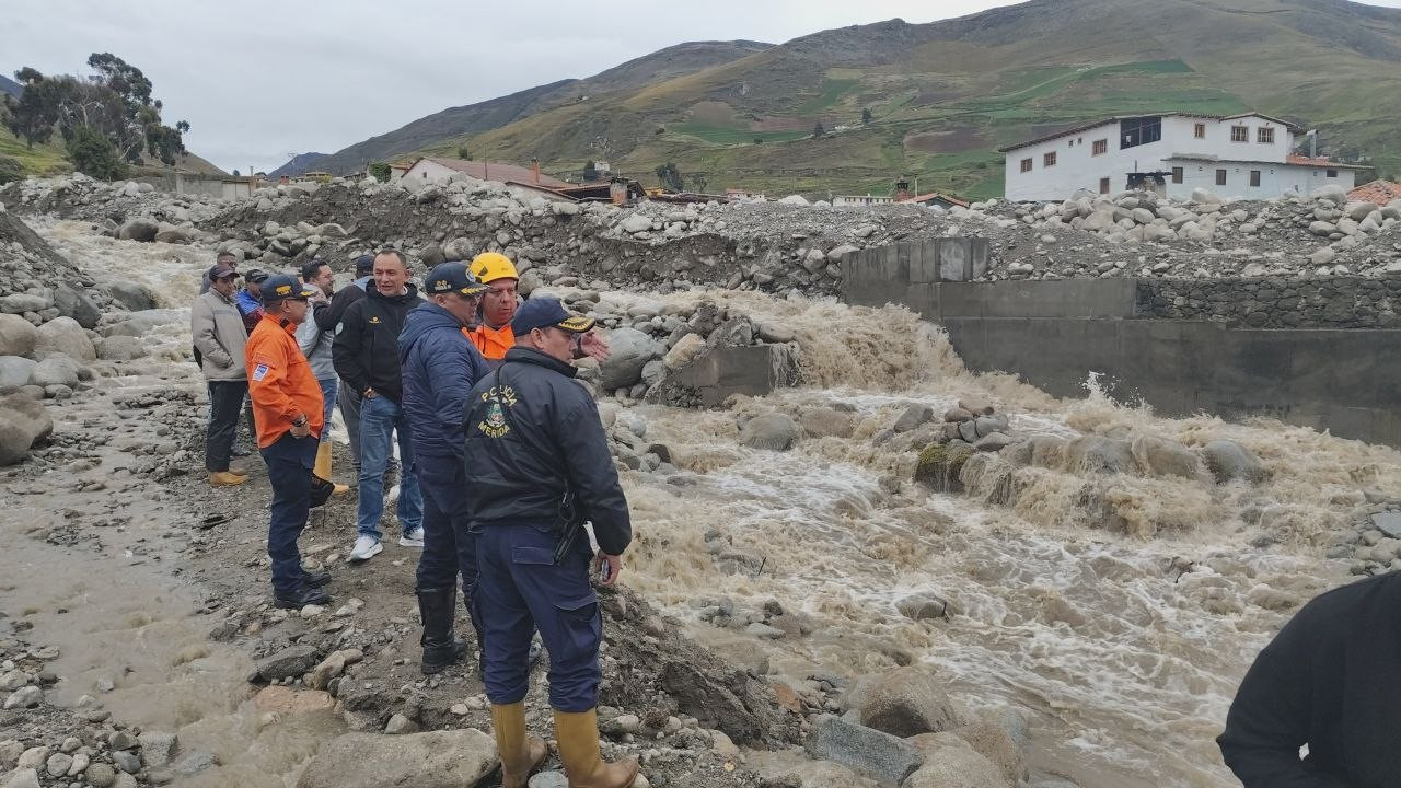 Diario Frontera, Frontera Digital,  Regionales, ,El subdirector de Protección Civil Mérida, Mario Marquina, informó que se registró una nevada en el Pico El Águila y en el Parque Nacional Sierra Nevada; así mismo se registró el incremento en los caudales de los ríos Santo Domingo y Aricagua,Protección Civil despliega comisiones por aumento de caudales