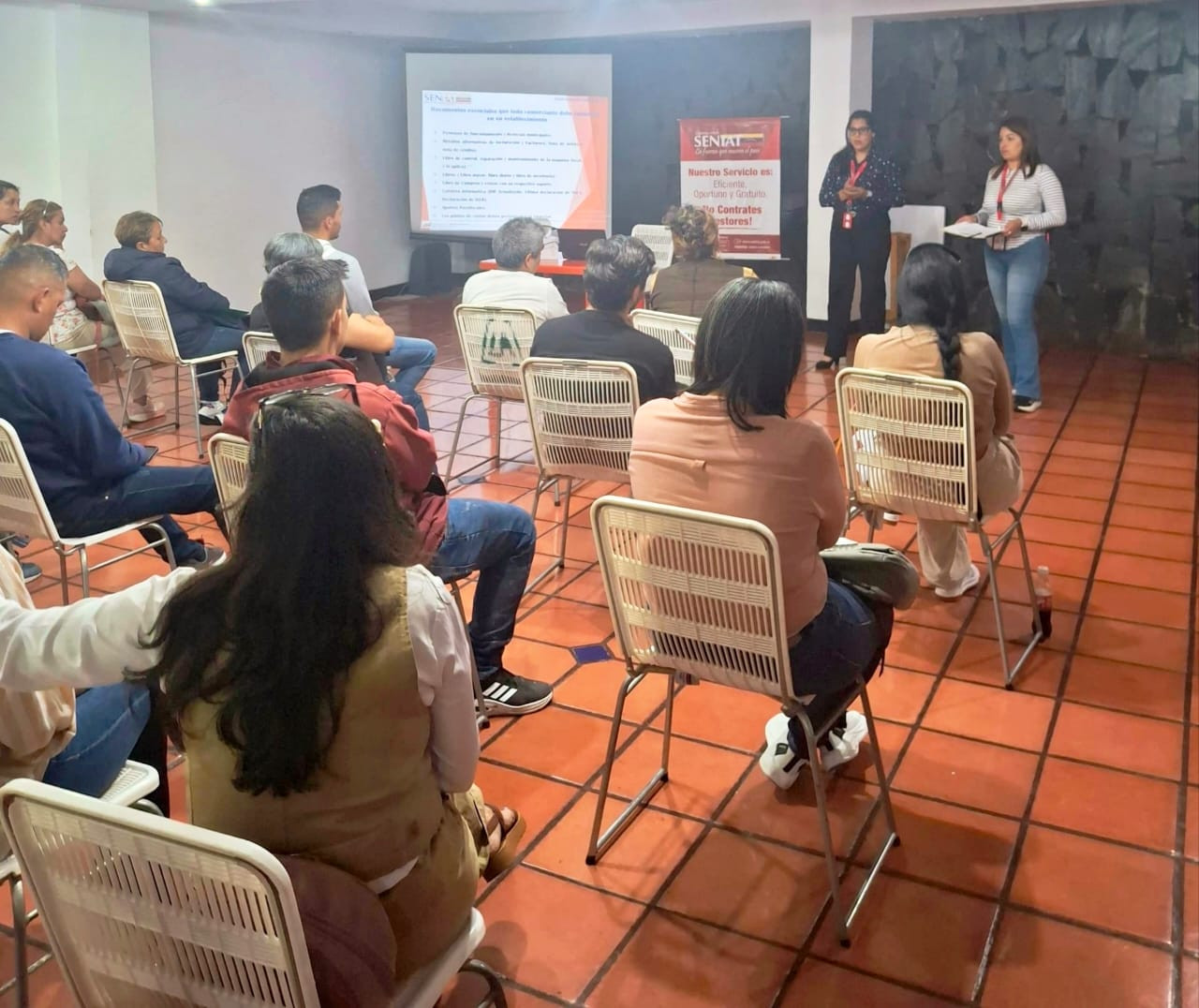 Diario Frontera, Frontera Digital,  Regionales, ,Con estas jornadas educativas y de orientación, el sector de Tributos Internos de Mérida reafirma su compromiso de seguir trabajando en las calles, brindando asesoría directa y promoviendo el desarrollo económico de la entidad,Sector de Tributos Internos del Seniat refuerza orientación tributaria a emprendedores 
mediante verificaciones y charlas educativas en Mérida