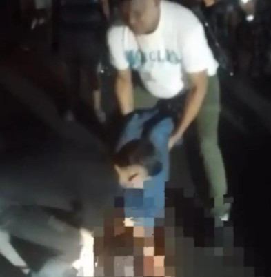 Diario Frontera, Frontera Digital,  Sucesos, ,Curiosos en la escena informaron que al parecer la joven, quien presentó traumatismo craneoencefálico moderado con pérdida de conocimiento viajaba a alta velocidad, cuando de pronto el conductor perdió el control del volante y volcó sobre la vía,Joven se debate entre la vida y la muerte tras volcar en una moto en El Vigía