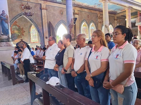 Diario Frontera, Frontera Digital,  El Vigía Panamericana, ,‎La jornada inició en las inmediaciones del Centro Cultural Mariano Picón Salas, desde donde partió una solemne procesión que congregó a decenas de devotos,Alcalde Lisandro Segura acompañó festividad del Divino Niño en El Vigía
