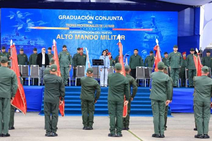 Diario Frontera, Frontera Digital,  Nacionales, ,El acto formal incluyó la transmisión de mando y la entrega de los símbolos correspondientes a la nueva estructura organizativa de la Fanb. Foto Prensa Presidencial,Presidenta (E) juramentó al nuevo alto mando militar