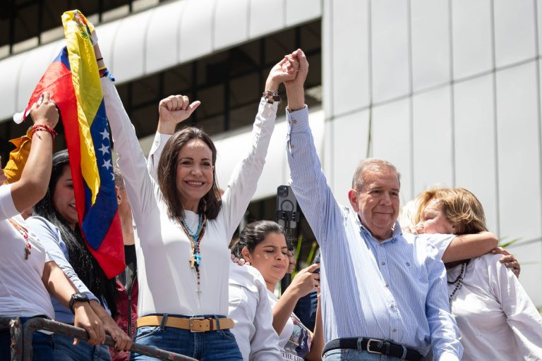 Diario Frontera, Frontera Digital,  Politica, ,Anunciaron que regresarán al país, pero antes recordaron que la reconstrucción del país no es solo una tarea administrativa,Machado y González Urrutia no participarán en conversaciones entre el gobierno y AN2015