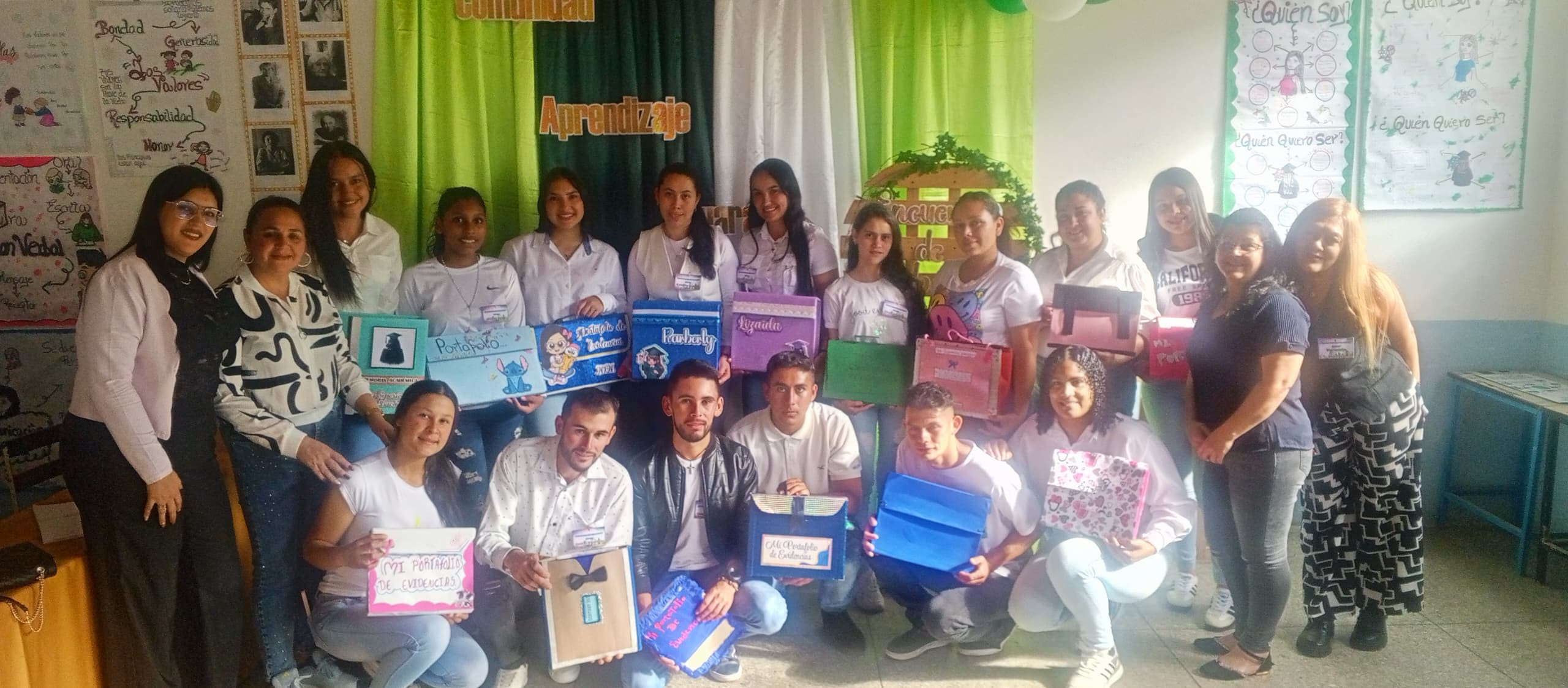 Diario Frontera, Frontera Digital,  Mocoties, ,La Unidad Educativa Radio Occidente culminó el año escolar con encuentros de saberes en sus diez Comunidades de Aprendizaje