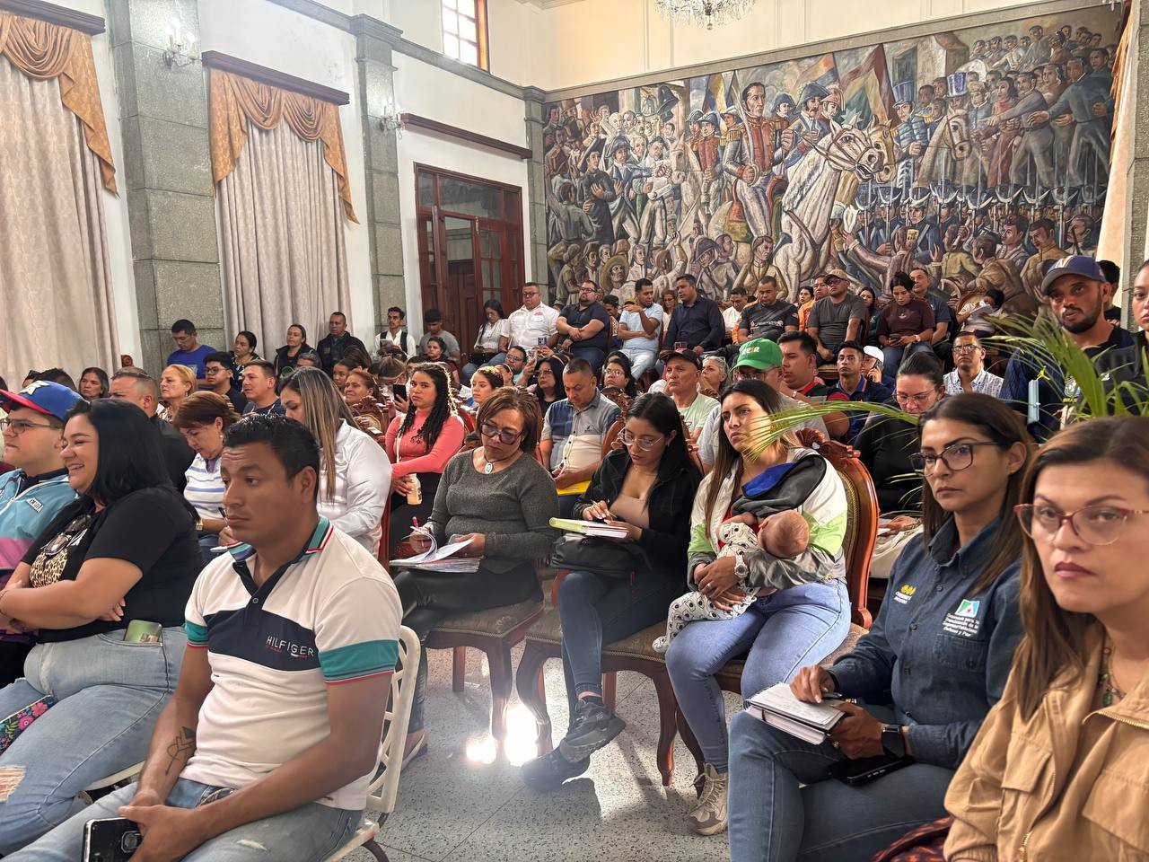 Diario Frontera, Frontera Digital,  Regionales, ,Los alcaldes presentes respaldaron el llamado de la máxima autoridad regional a unir esfuerzos institucionales sin distinción territorial, garantizando que cada obra y servicio mantenga el estándar de calidad que caracteriza a la entidad,Gobernación de Mérida presentó balance del primer año de gestión