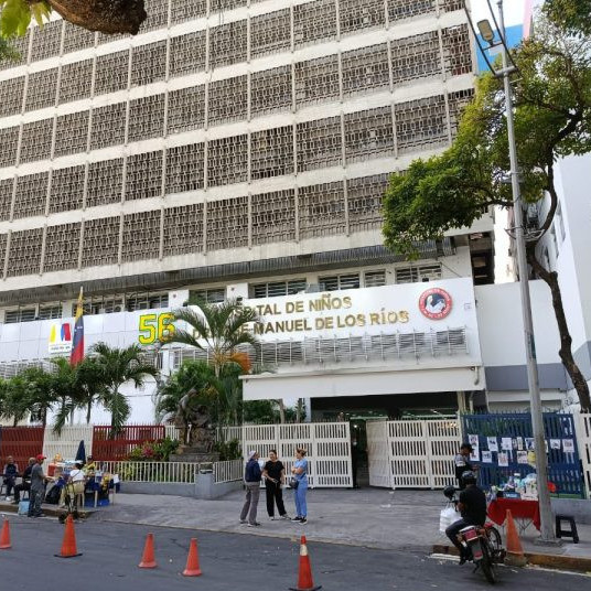 Diario Frontera, Frontera Digital,  Nacionales, ,Al menos cuatro hospitales reportan afectaciones por el terremoto 
y reubican a sus pacientes en Caracas