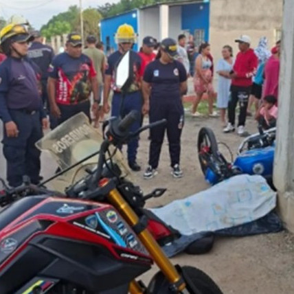 Diario Frontera, Frontera Digital,  Sucesos, ,Murió motorizado al estrellarse con una pared 
en el barrio La Victoria dse Santa Bárbara del Zulia