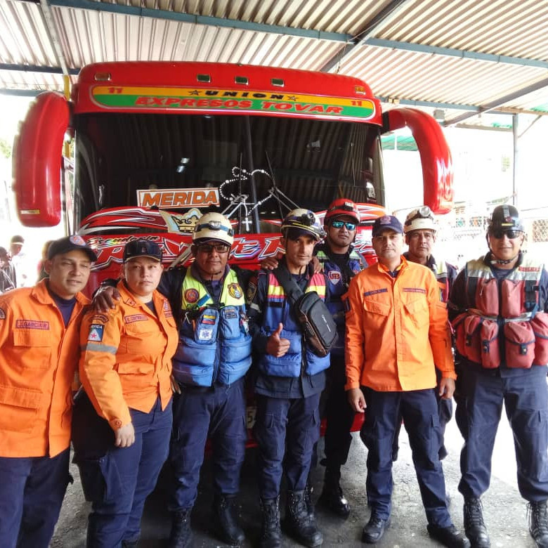 Diario Frontera, Frontera Digital,  Mocoties, ,Parte cuarta avanzada de funcionarios del Eje del Mocotíes hacia La Guaira tras terremoto en Caracas