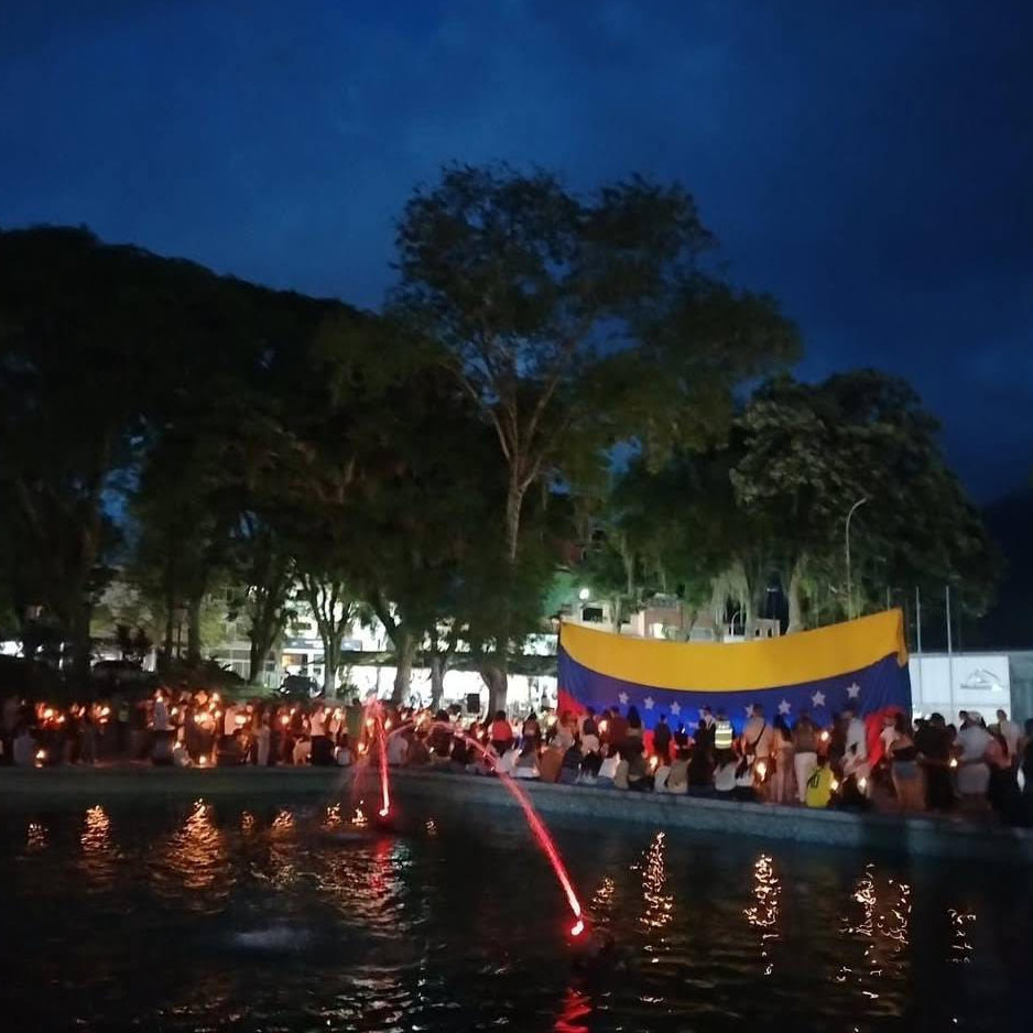 Diario Frontera, Frontera Digital,  Regionales, ,La plaza Las Heroínas se iluminó con una emotiva noche de oración
