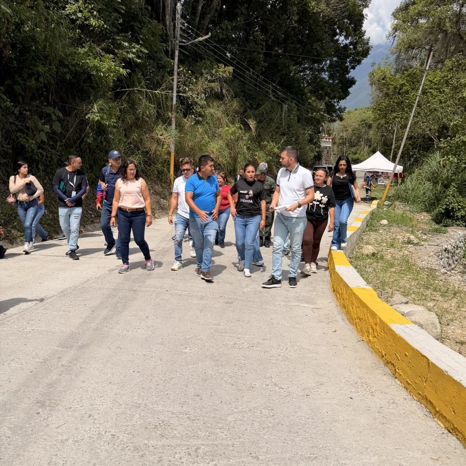 Diario Frontera, Frontera Digital,  Regionales, ,Alcalde Nelson Álvarez entregó vialidad rehabilitada en el sector El Rincón