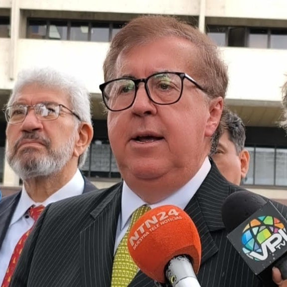 Diario Frontera, Frontera Digital,  Politica, ,Pérez Vivas acude al TSJ y exige convocar elecciones presidenciales por vacante absoluta