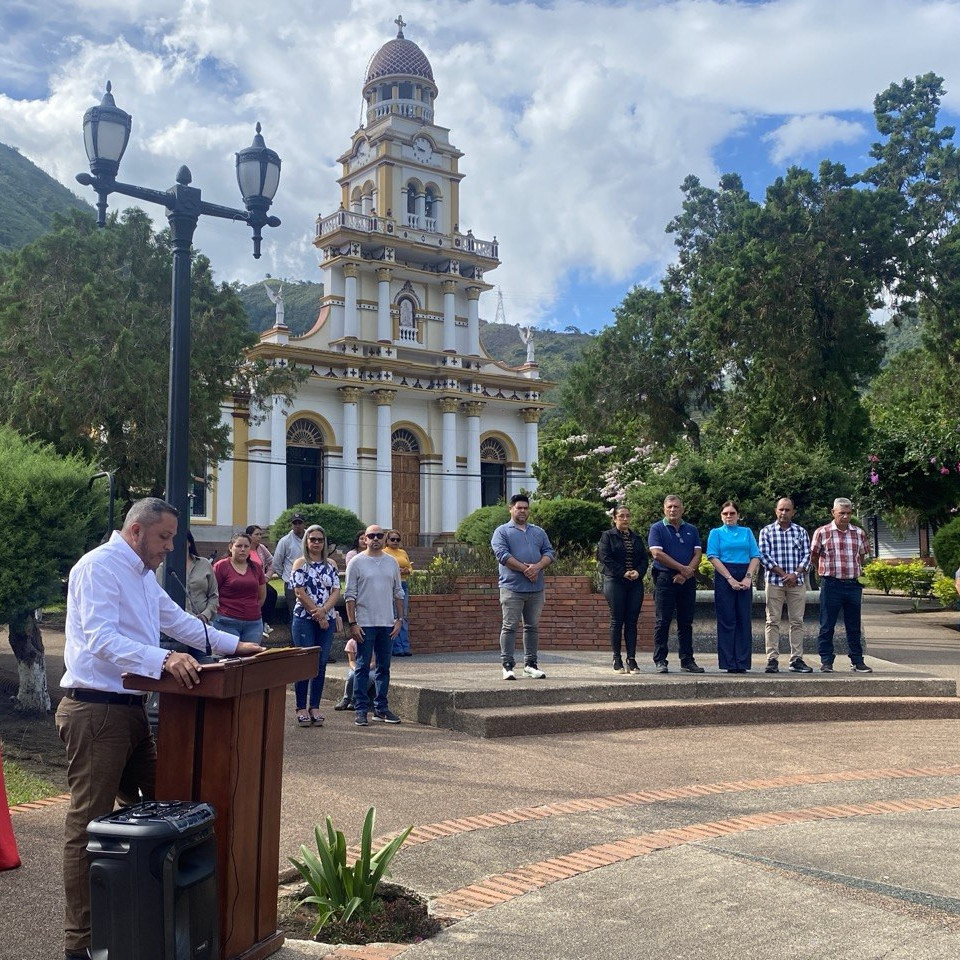 Diario Frontera, Frontera Digital,  Regionales, ,Zea conmemoró los 243 años del natalicio del 
Libertador Simón Bolívar con compromiso patrio y solidaridad
