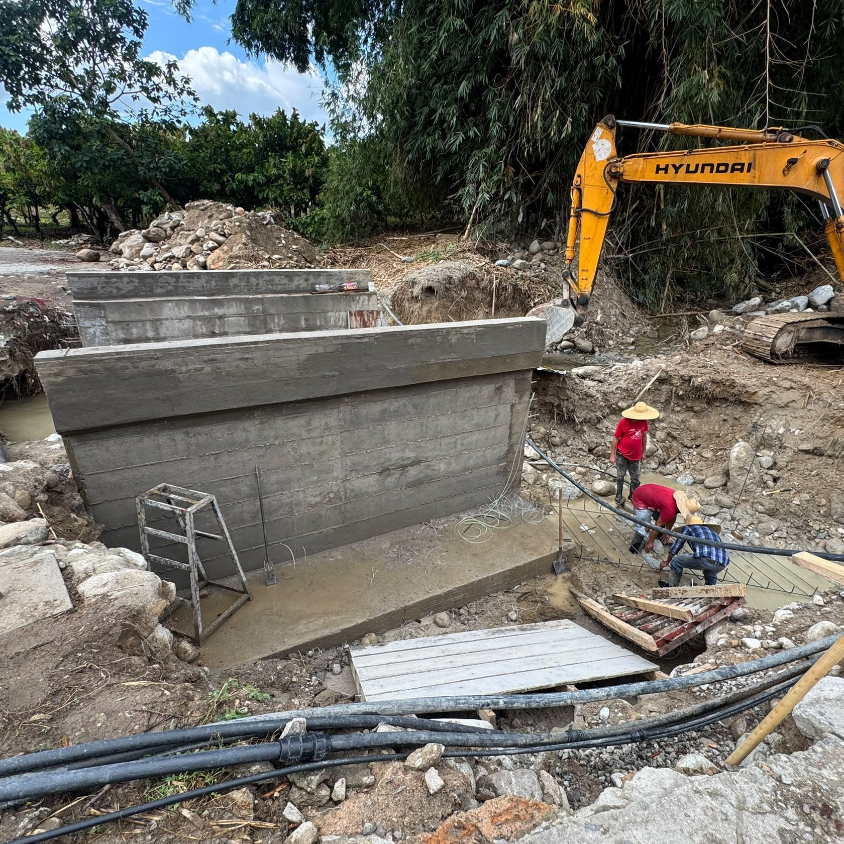 Diario Frontera, Frontera Digital,  El Vigía Panamericana, ,Alcaldía de Caracciolo Parra y Olmedo 
avanza con la construcción del puente El Manantial