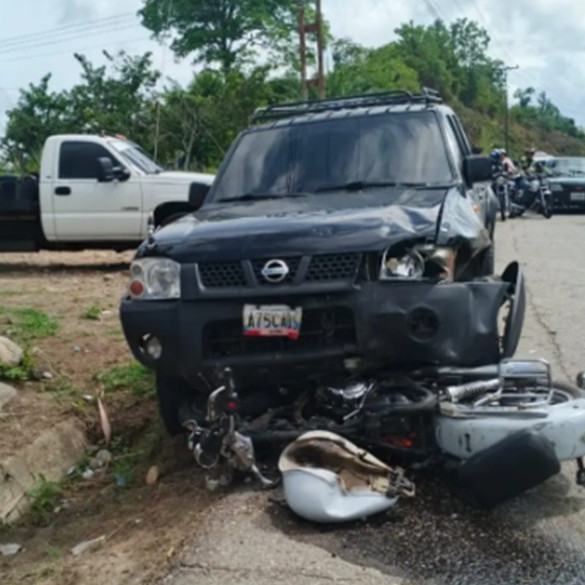 Diario Frontera, Frontera Digital,  Sucesos, ,Falleció motorizado al ser impactado por una camioneta en Caño Balza de El Vigía