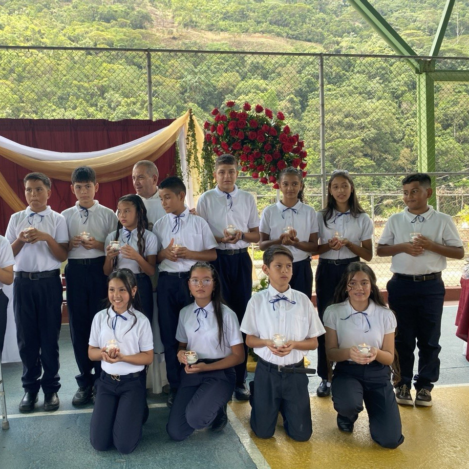 Diario Frontera, Frontera Digital,  Mocoties, ,Escuela “María Aurora Zambrano” de San Miguel en Zea celebró emotiva misa y acto de grado para estudiantes de inicial y primaria