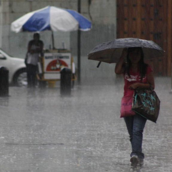Diario Frontera, Frontera Digital,  Nacionales, ,Onda Tropical N.º 22 avanza sobre Venezuela y genera lluvias de variada intensidad