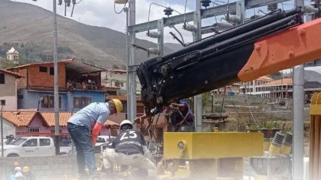 https://www.test.fronteradigital.com.ve/Gobierno Bolivariano avanza en la instalación de nuevo transformador de potencia 
en la subestación Mucuchies