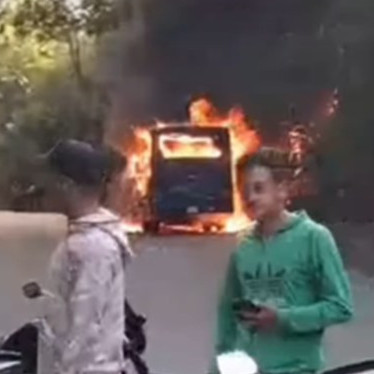 Diario Frontera, Frontera Digital,  Sucesos, ,Se incendió unidad de transporte de la Línea La Estrella en la vía Santa Cruz de Mora - Estanques
