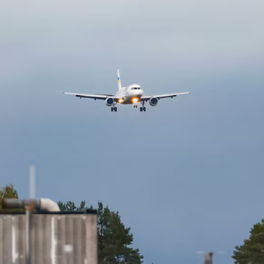 Diario Frontera, Frontera Digital,  Internacionales, ,Avión de Zelenski estuvo a punto de ser alcanzado 
por dron cuando se dirigía a Oslo