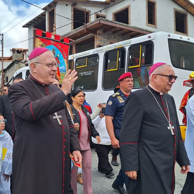 Diario Frontera, Frontera Digital,  Regionales, ,Con una cálida bienvenida en el páramo, el Nuncio Apostólico inició su visita pastoral a la Arquidiócesis de Mérida